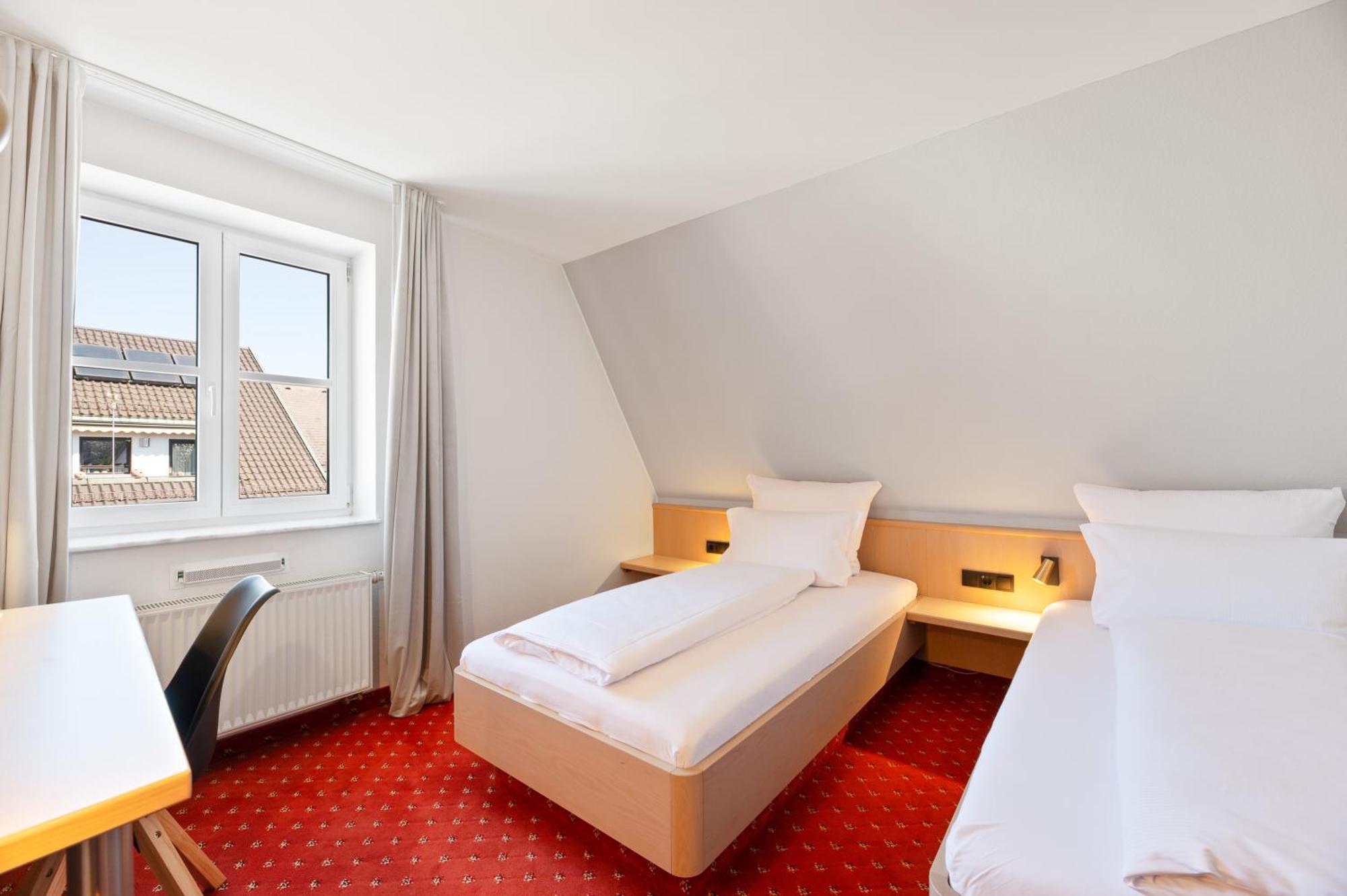 Couette-café Steiners Airport-messe 2*