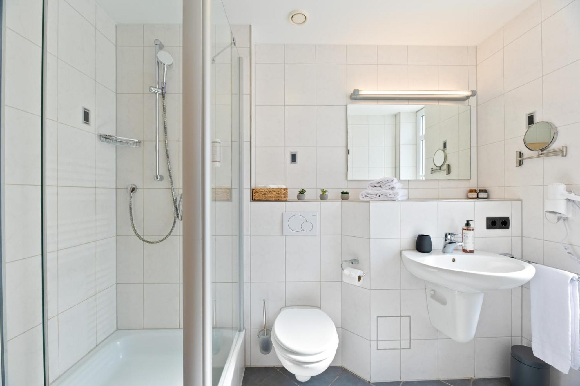 Bed & Breakfast Steiners Airport-messe 2*