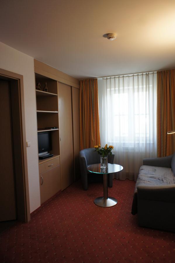 Steiners Airport-messe 2*