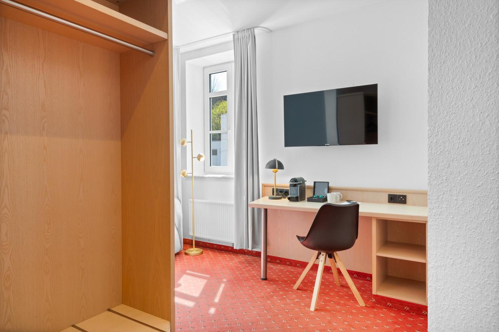 Bed & Breakfast Steiners Airport-messe 2*