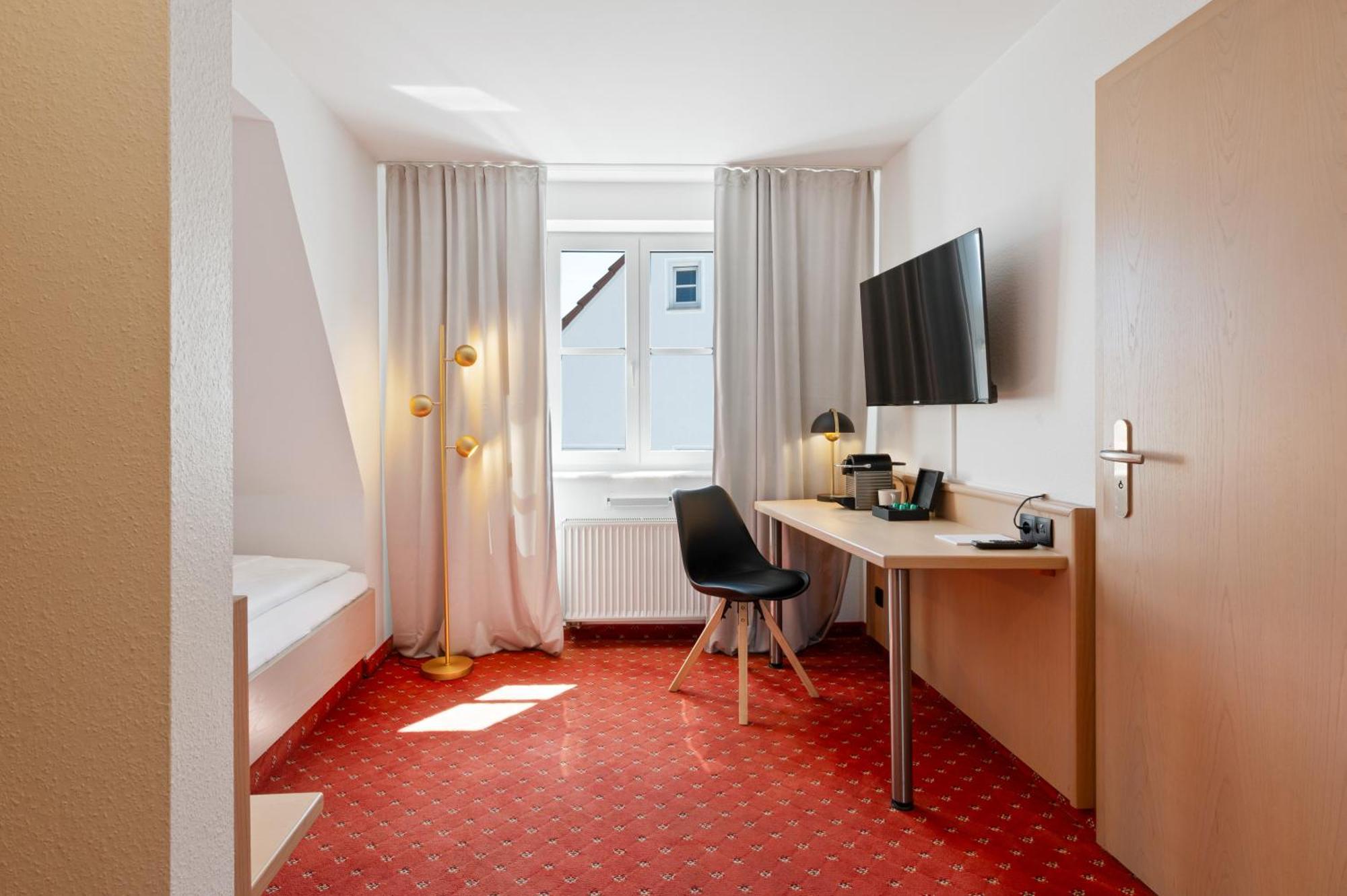 Steiners Airport-messe Bed & Breakfast